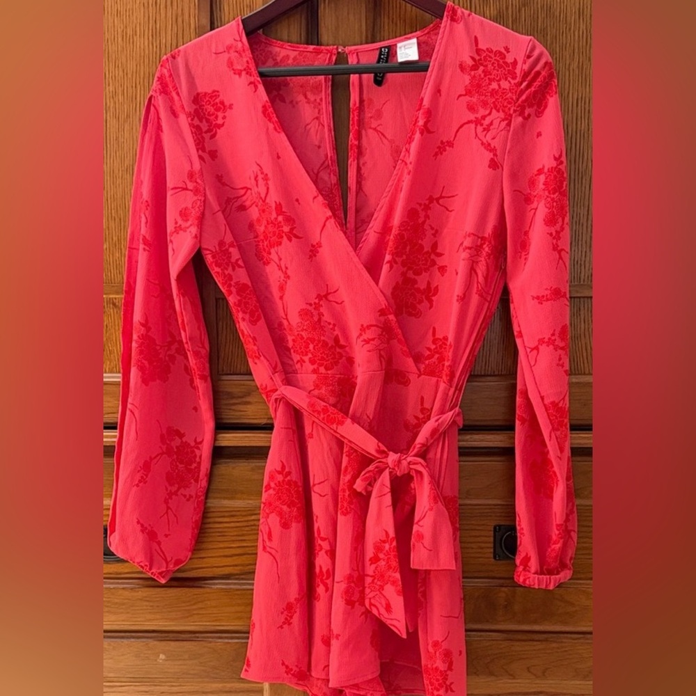 H&M Divided Red Roses Romper Boho Surplice Wrap Split Sleeve Festival Whimsigoth